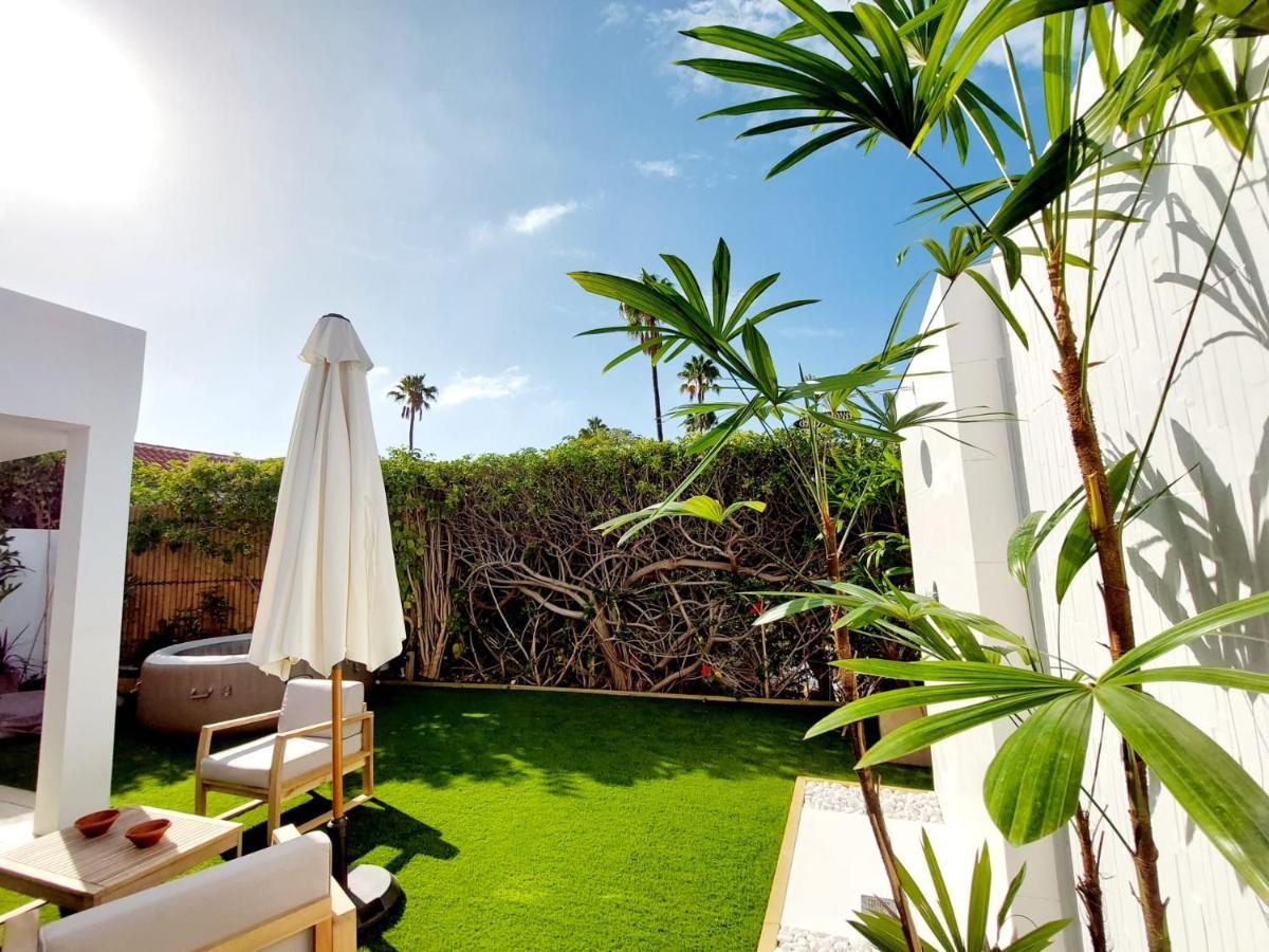 Bungalow de diseño hidromasajes terraza y piscina. San Bartolomé Exterior foto
