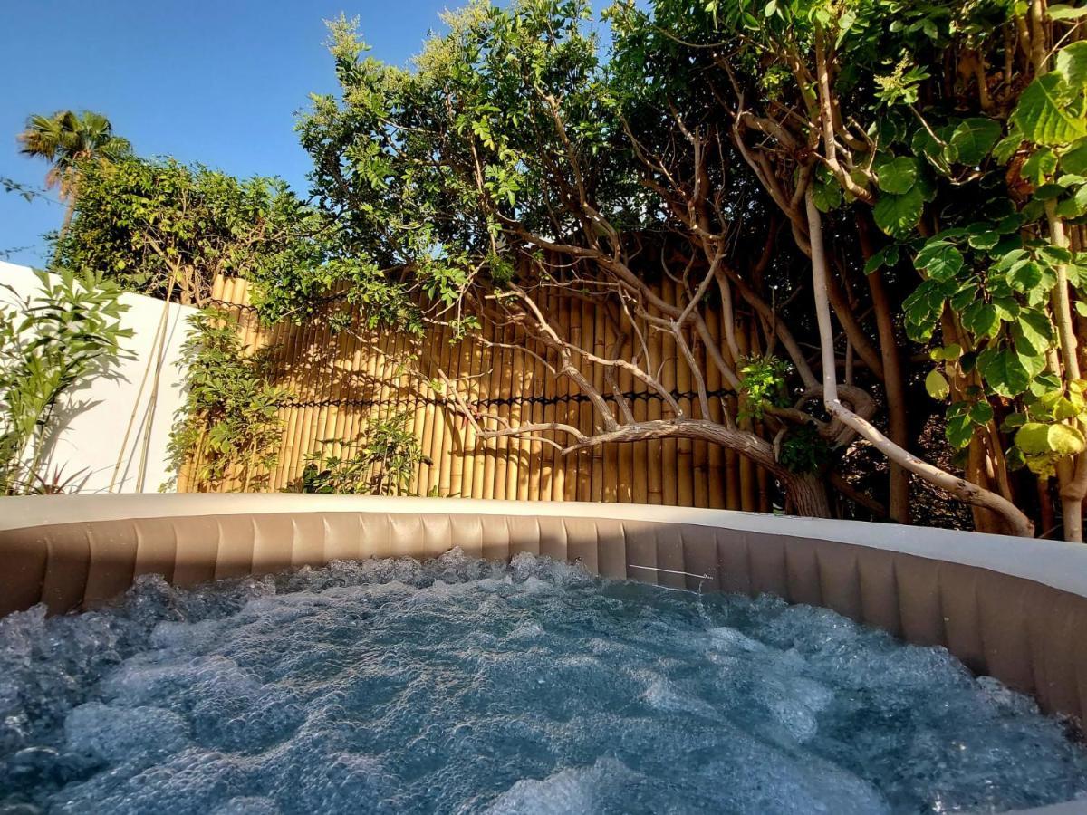 Bungalow de diseño hidromasajes terraza y piscina. San Bartolomé Exterior foto